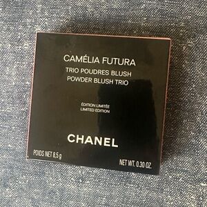 CHANEL Camélia Futura Blush Trio